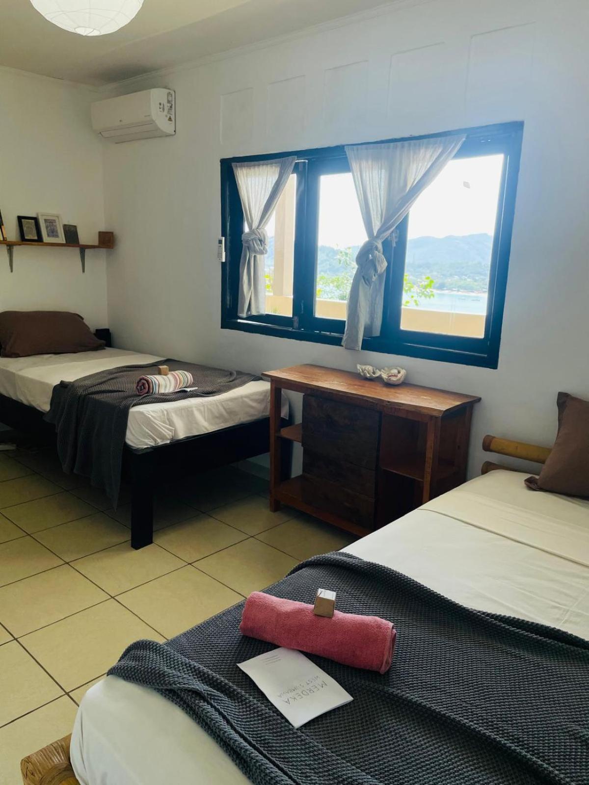 Merdeka House Maluk Номер фото